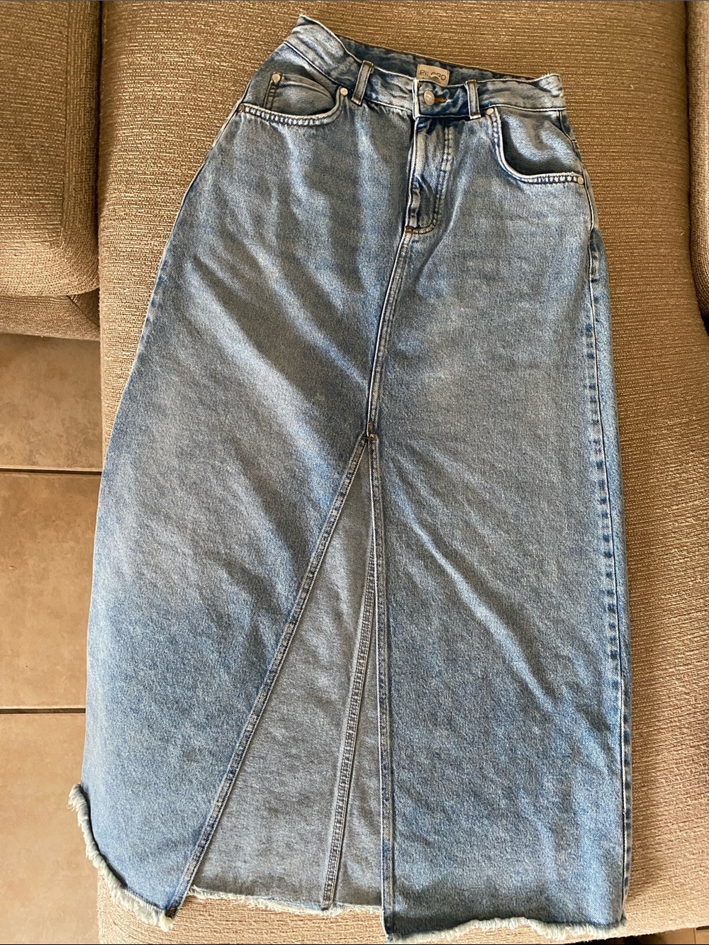 🌼 Pilcro Anthropologie High-Waist Blue Denim Maxi Skirt with Front Slit size 2 - Picture 8 of 13